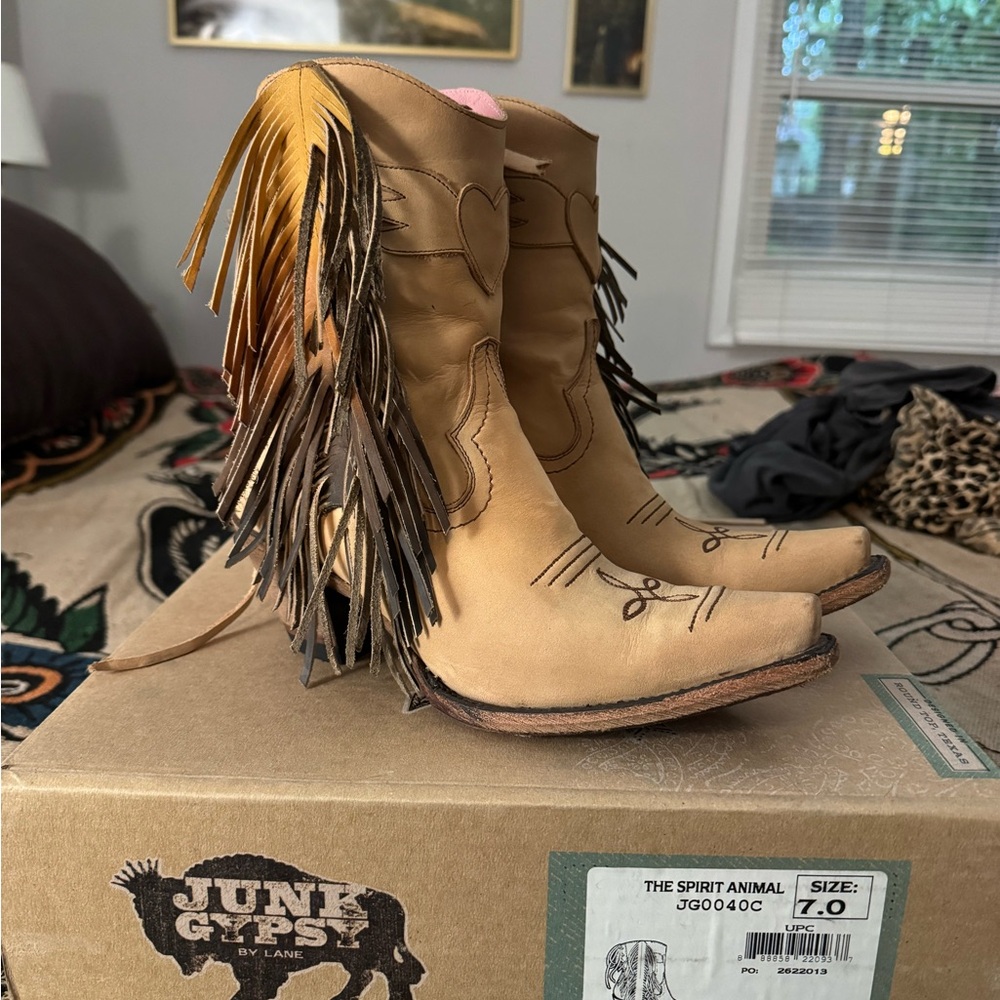Women’s Fringe Western Ankle Boots in Tan